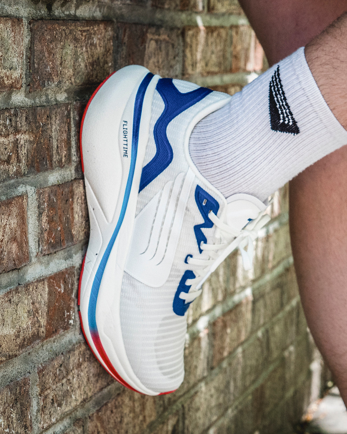 Men's Maverick-V1 Runner - Rocket - Image 10