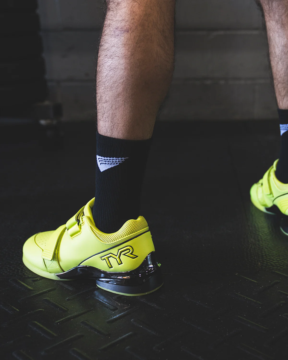 Men's TYRFORCE Elite Carbon Lifter - Image 9